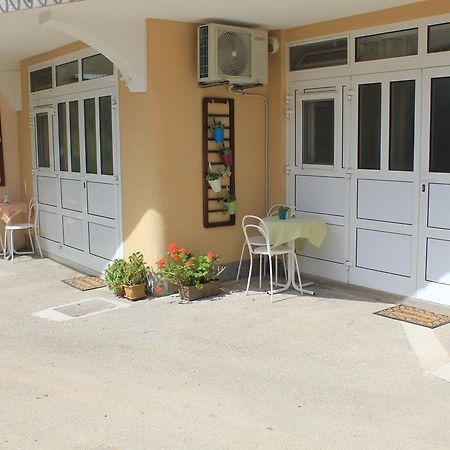 Rooms & Studio Bellina Skradin Exterior photo